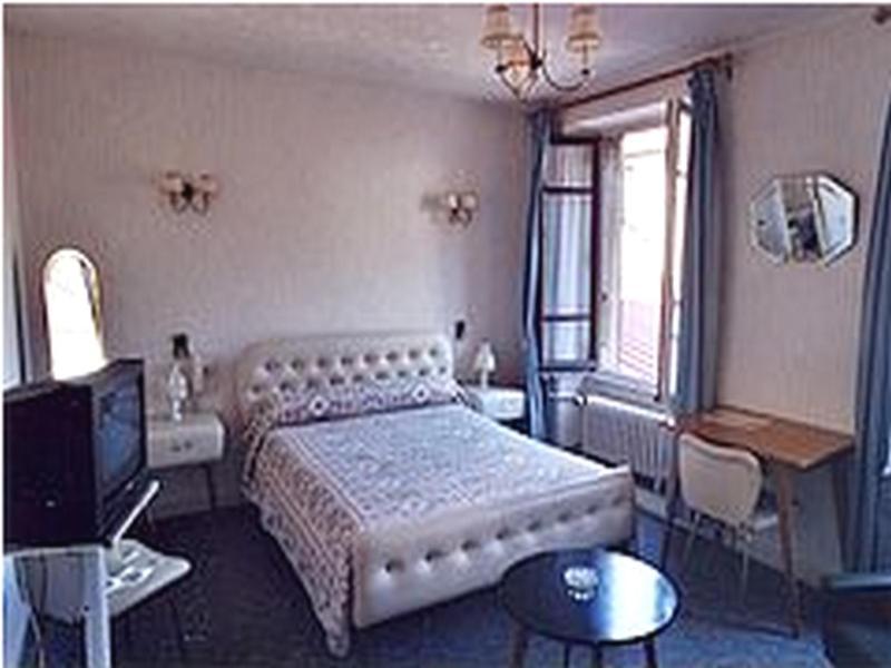 Hotel De Paris Poligny  Ruang foto